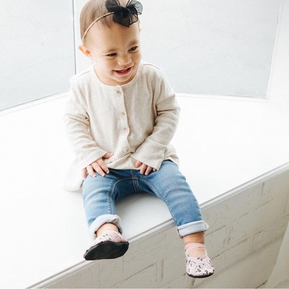 FRESHLY PICKED Ballet Slipper Disney Minnie Mouse in blush size 3 new no box - Picture 3 of 15